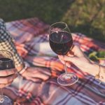 Comment enlever une tache de vin rouge que l'on a déjà lavé à la machine ?